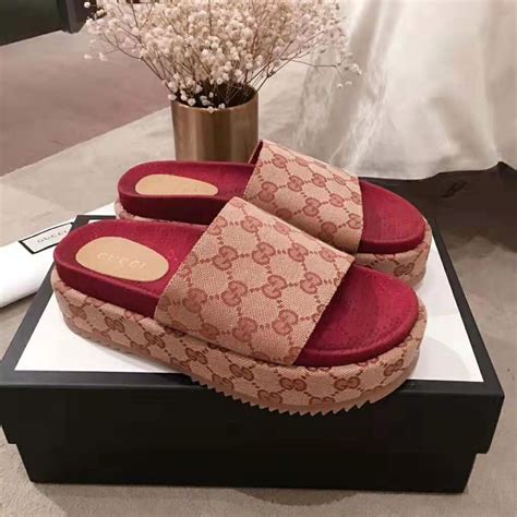 gucci samdals|gucci slippers women.